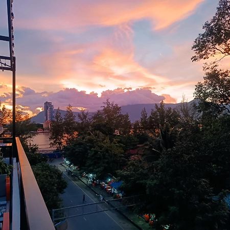 Park Inn Boutique And Hostel 캄폿 외부 사진