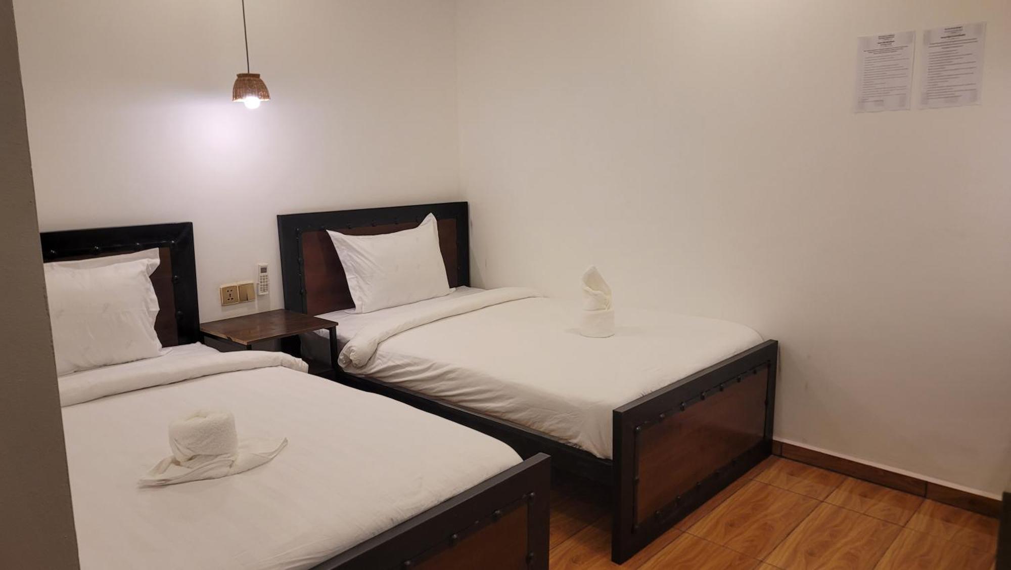 Park Inn Boutique And Hostel 캄폿 외부 사진