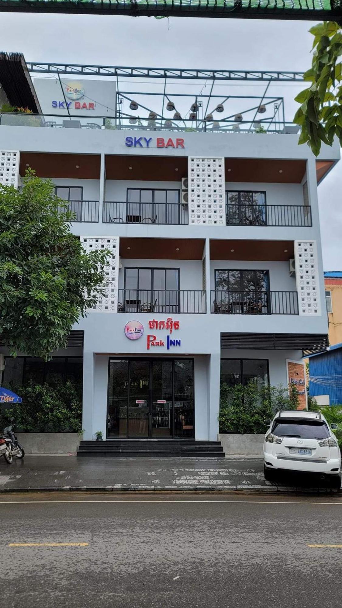 Park Inn Boutique And Hostel 캄폿 외부 사진