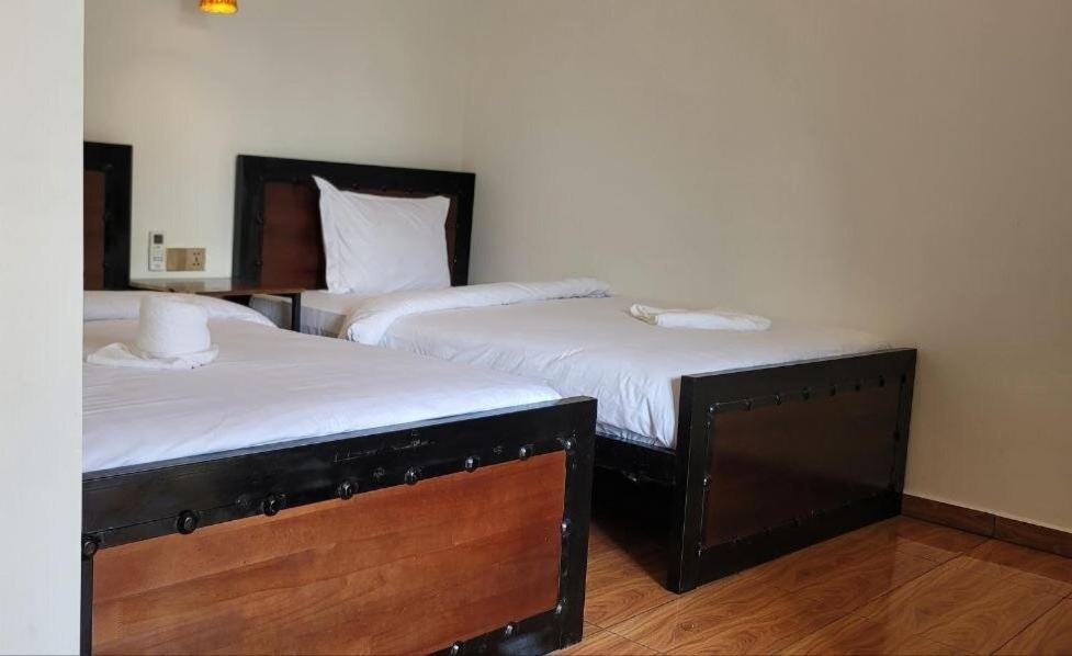Park Inn Boutique And Hostel 캄폿 외부 사진